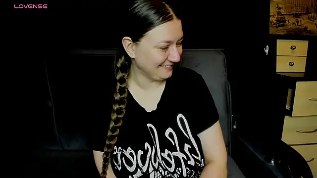 AlisaBacker online show from 05-27-26, 09:23