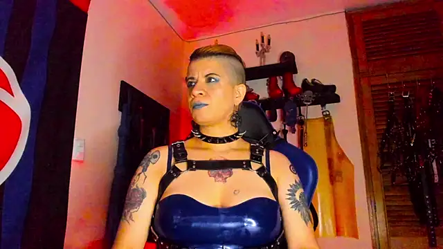 Snapshot of DominatrixBlue chatting on 01-17-25, 03:11 DominatrixBlue online show from 01-17-25, 03:11