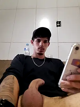 Snapshot of jaozinMg chatting on 11-10-25, 05:23 jaozinMg online show from 11-10-25, 05:23