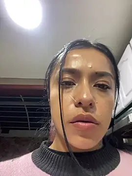Snapshot of foxxy_nasty chatting on 02-15-25, 11:47 foxxy nasty online show from 02-15-25, 11:47