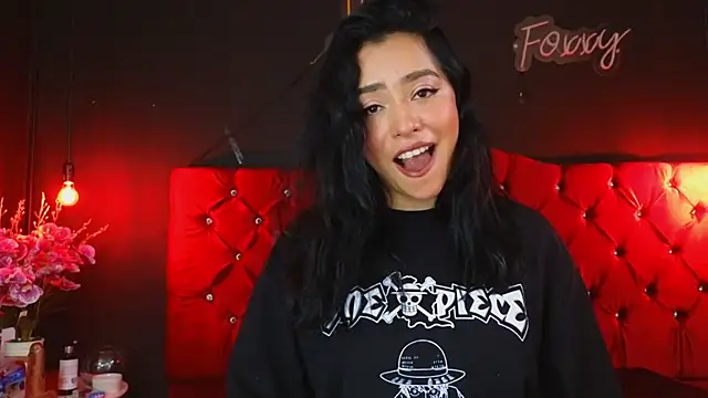 Snapshot of foxxy_nasty chatting on 02-21-25, 06:04 foxxy nasty online show from 02-21-25, 06:04