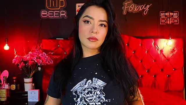 Snapshot of foxxy_nasty chatting on 09-10-25, 03:45 foxxy nasty online show from 09-10-25, 03:45