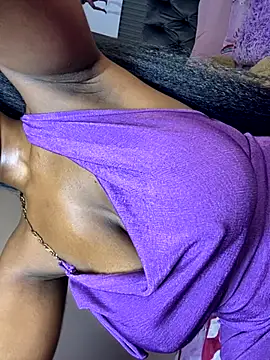 Candy-Heart online show from 11-10-25, 09:14