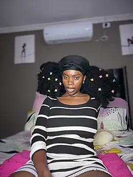 Candy-Heart online show from 03-15-26, 09:21