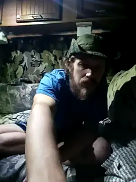 Snapshot of hothippie420 chatting on 11-16-25, 10:15 hothippie420 online show from 11-16-25, 10:15