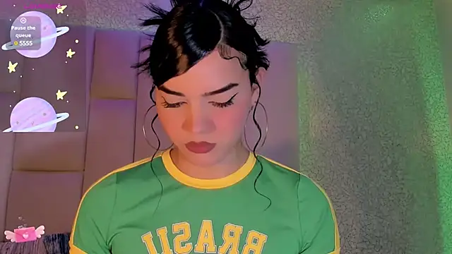 Snapshot of Summer_walkerr chatting on 01-20-25, 12:39 Summer walkerr online show from 01-20-25, 12:39