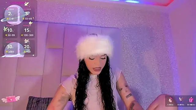 Snapshot of Summer_walkerr chatting on 03-02-25, 12:43 Summer walkerr online show from 03-02-25, 12:43