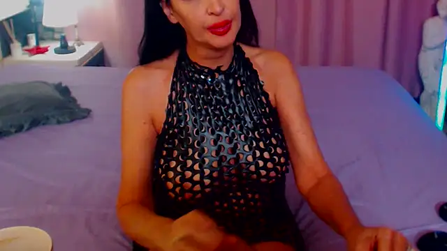 Snapshot of shannon4u chatting on 01-31-25, 01:54 shannon4u online show from 01-31-25, 01:54