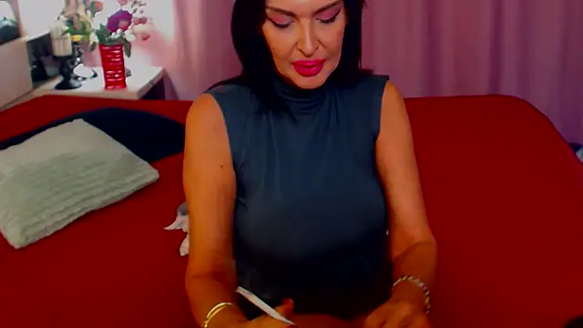 Snapshot of shannon4u chatting on 03-17-25, 08:19 shannon4u online show from 03-17-25, 08:19