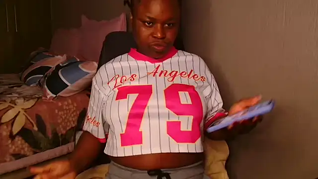 chocolete candy online show from 06-11-26, 12:47