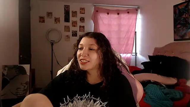 Snapshot of AllyDonfort chatting on 06-12-26, 09:25 AllyDonfort online show from 06-12-26, 09:25