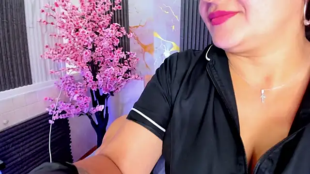 kate evans1 online show from 07-02-26, 04:35