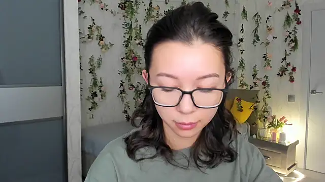 AgnieszkaBanana online show from 11-19-25, 01:16