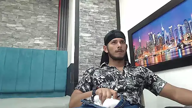 Chris Dick23 online show from 11-23-25, 06:24