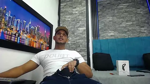 Chris Dick23 online show from 02-03-26, 06:22