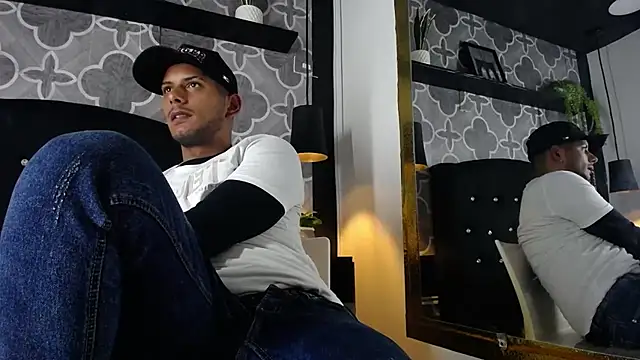 Chris Dick23 online show from 07-14-26, 03:44