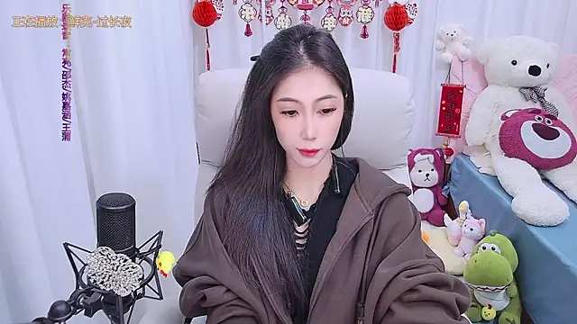 qianduoduo88 online show from 02-06-25, 11:54