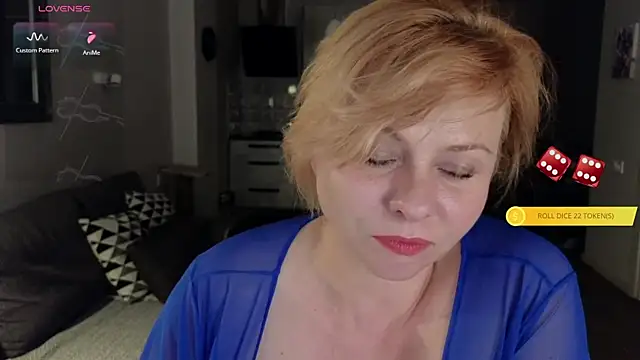 Snapshot of Gray_swann chatting on 09-26-25, 05:39 Gray swann online show from 09-26-25, 05:39