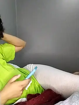 Su Duarte 1 online show from 10-22-25, 02:45