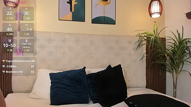 NicolleeEvanss online show from 02-21-25, 03:10