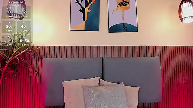 NicolleeEvanss online show from 09-09-25, 12:15