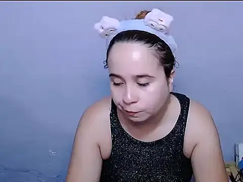 SubLayla01 online show from 11-19-25, 05:57