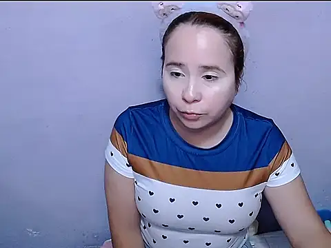 SubLayla01 online show from 05-10-26, 08:47