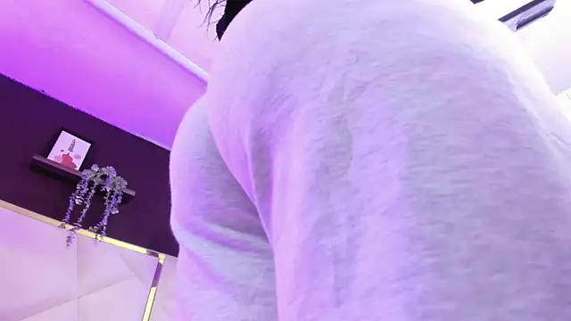 April bowie online show from 10-23-25, 11:20