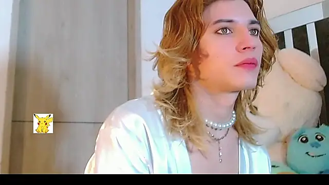 Snapshot of honey_skin chatting on 02-09-25, 06:05 honey skin online show from 02-09-25, 06:05