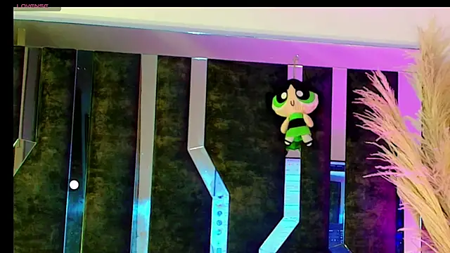 honey skin online show from 04-18-26, 09:59