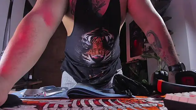 kingbear777 online show from 06-03-26, 06:27