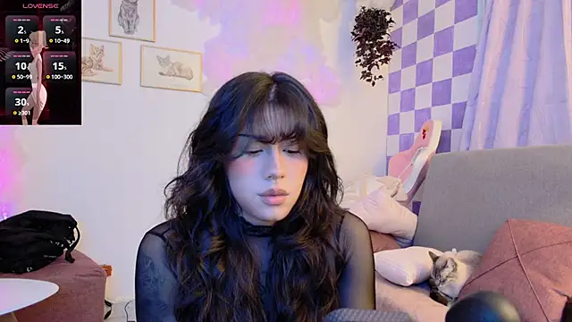 Snapshot of Ag4ta_ chatting on 02-17-25, 11:53 Ag4ta online show from 02-17-25, 11:53