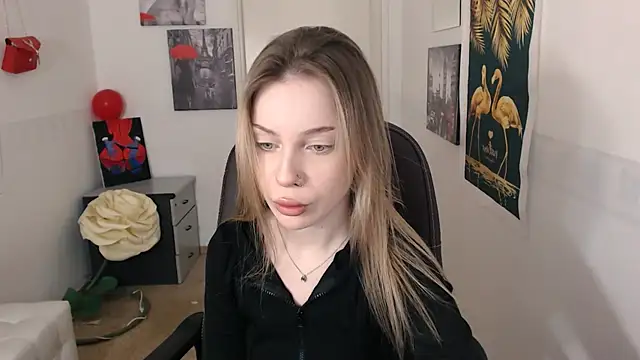 HeyDoraa online show from 02-01-25, 01:41