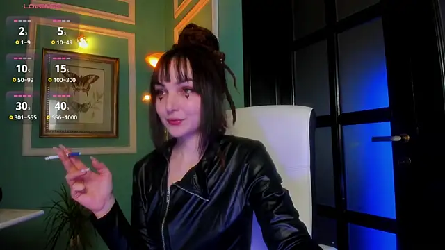 1Munique online show from 12-05-25, 12:14