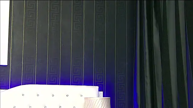 SophiaVilner online show from 10-17-25, 03:36