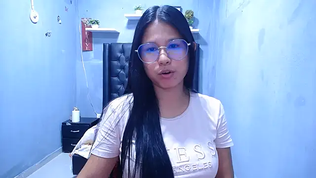 Snapshot of Letty_Plugxo chatting on 06-09-26, 01:34 Letty Plugxo online show from 06-09-26, 01:34