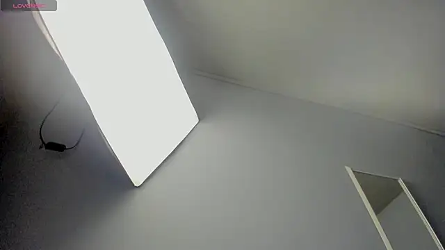 ScarletGV online show from 03-05-25, 04:56