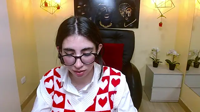 Snapshot of LenaRoses chatting on 02-28-25, 07:03 LenaRoses online show from 02-28-25, 07:03