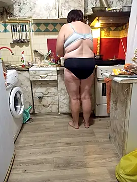 Snapshot of Liluboobs chatting on 10-18-25, 04:15 Liluboobs online show from 10-18-25, 04:15