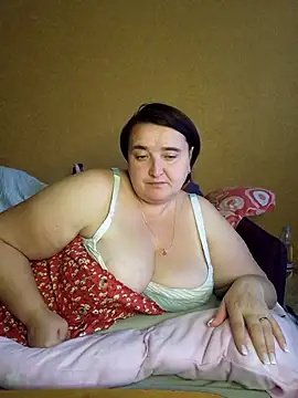 Snapshot of Liluboobs chatting on 10-19-25, 05:41 Liluboobs online show from 10-19-25, 05:41