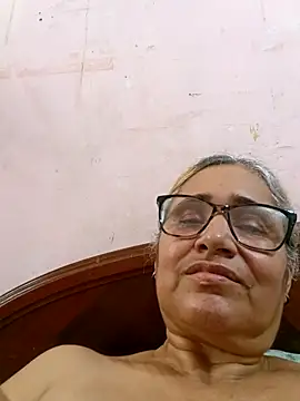  candi online show from 10-28-25, 01:14