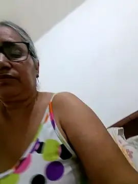 Snapshot of _candi chatting on 04-25-26, 03:20 candi online show from 04-25-26, 03:20
