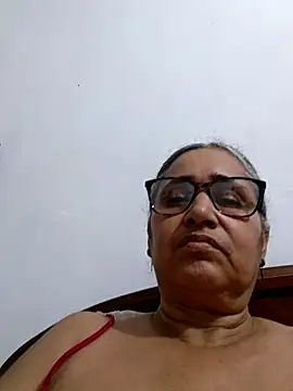 Snapshot of _candi chatting on 04-28-26, 02:27 candi online show from 04-28-26, 02:27