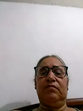 Snapshot of _candi chatting on 04-29-26, 10:49 candi online show from 04-29-26, 10:49