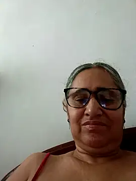 Snapshot of _candi chatting on 05-03-26, 12:44 candi online show from 05-03-26, 12:44