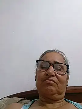 Snapshot of _candi chatting on 05-20-26, 12:28 candi online show from 05-20-26, 12:28