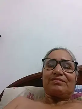 Snapshot of _candi chatting on 06-03-26, 12:08 candi online show from 06-03-26, 12:08