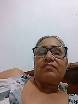 Snapshot of _candi chatting on 06-07-26, 02:48 candi online show from 06-07-26, 02:48