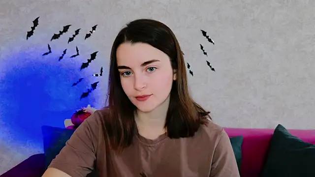 Miss Arwen online show from 10-22-25, 03:29