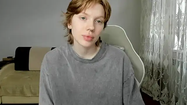 StellaDavis online show from 06-05-26, 12:00